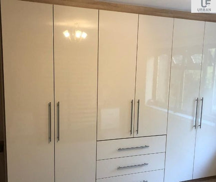 High Gloss Wardrobes With Drawers: Are they worth purchasing to UK Homes?
