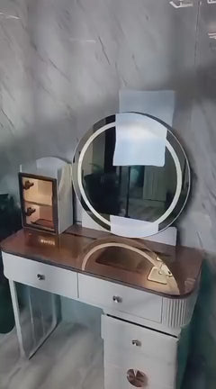 Product video thumbnail